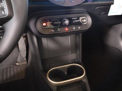 New 2026 MINI Cooper 2-Door Hardtop FWD image 7