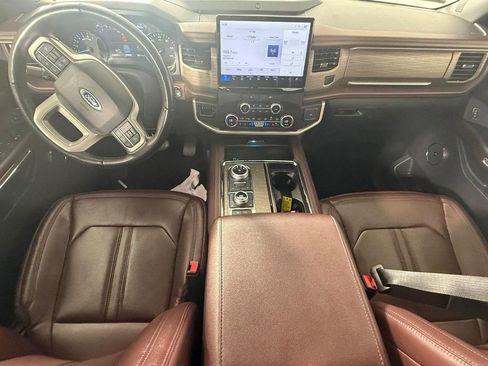 Used 2023 Ford Expedition Max Limited image 16