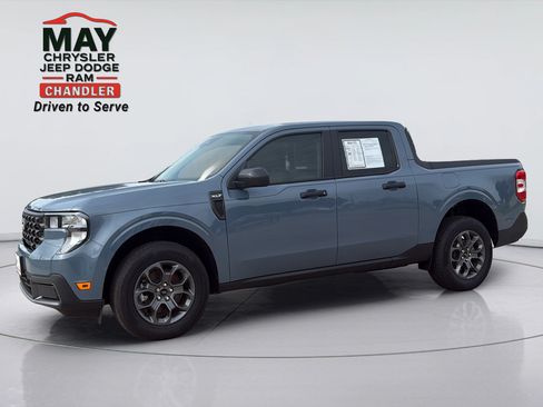 Used 2025 Ford Maverick XLT w/ Equipment Group 302A AWD/4WD image 3
