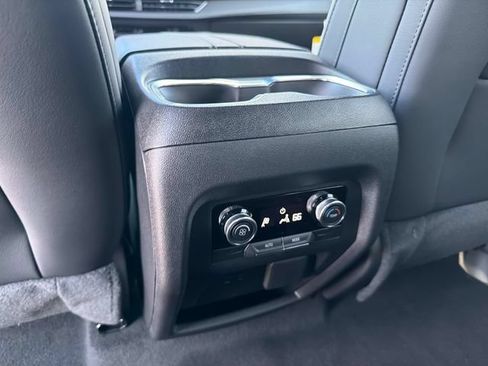 New 2027 Buick Enclave Preferred w/ Power Package FWD image 16