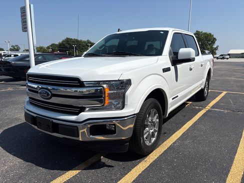 Used 2019 Ford F150 Lariat w/ Trailer Tow Package RWD image 1