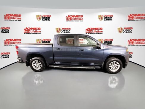 Used 2022 Chevrolet Silverado 1500 RST AWD/4WD image 17