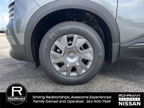 New 2026 Nissan Kicks S FWD image 9