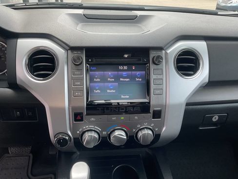 Used 2014 Toyota Tundra SR5 w/ SR5 Upgrade Package image 21