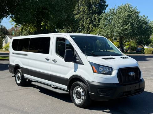 Used 2024 Ford Transit 350 XL RWD image 8