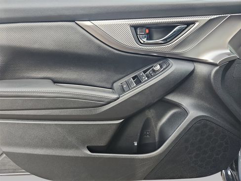 Certified 2023 Subaru Impreza 2.0i Limited image 32