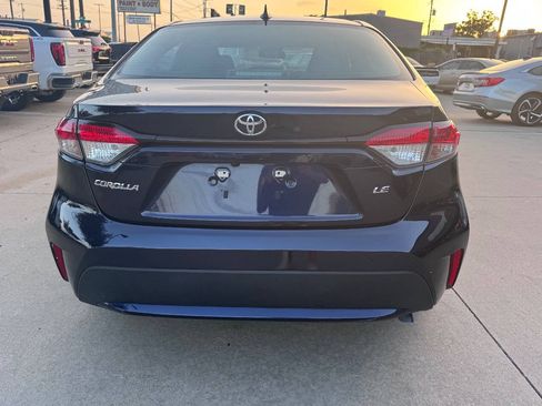 Used 2022 Toyota Corolla LE FWD image 6