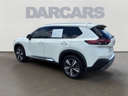 Used 2023 Nissan Rogue SL w/ SL Premium Package FWD image 5
