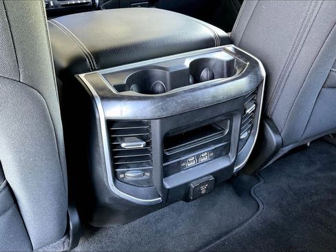 Used 2021 RAM 1500 Big Horn AWD/4WD image 11