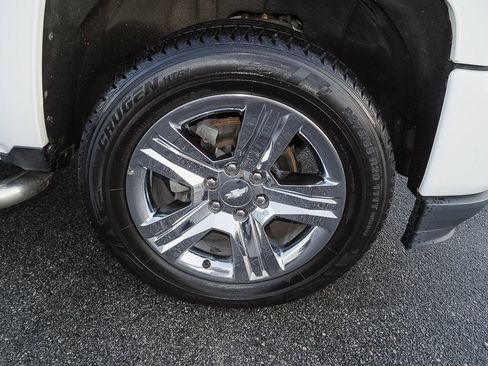 Used 2019 Chevrolet Silverado 1500 Custom w/ Custom Convenience Package image 36