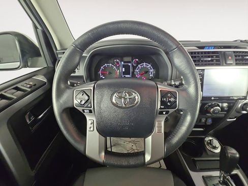 Used 2022 Toyota 4Runner SR5 Premium w/ Moonroof Package image 12