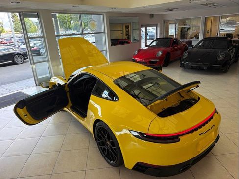 Used 2023 Porsche 911 Carrera GTS RWD image 37