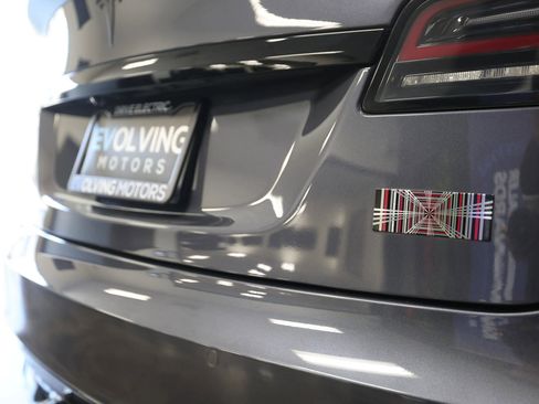 Used 2022 Tesla Model S Plaid AWD/4WD image 15