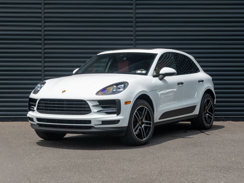 Certified 2021 Porsche Macan S AWD/4WD image 1