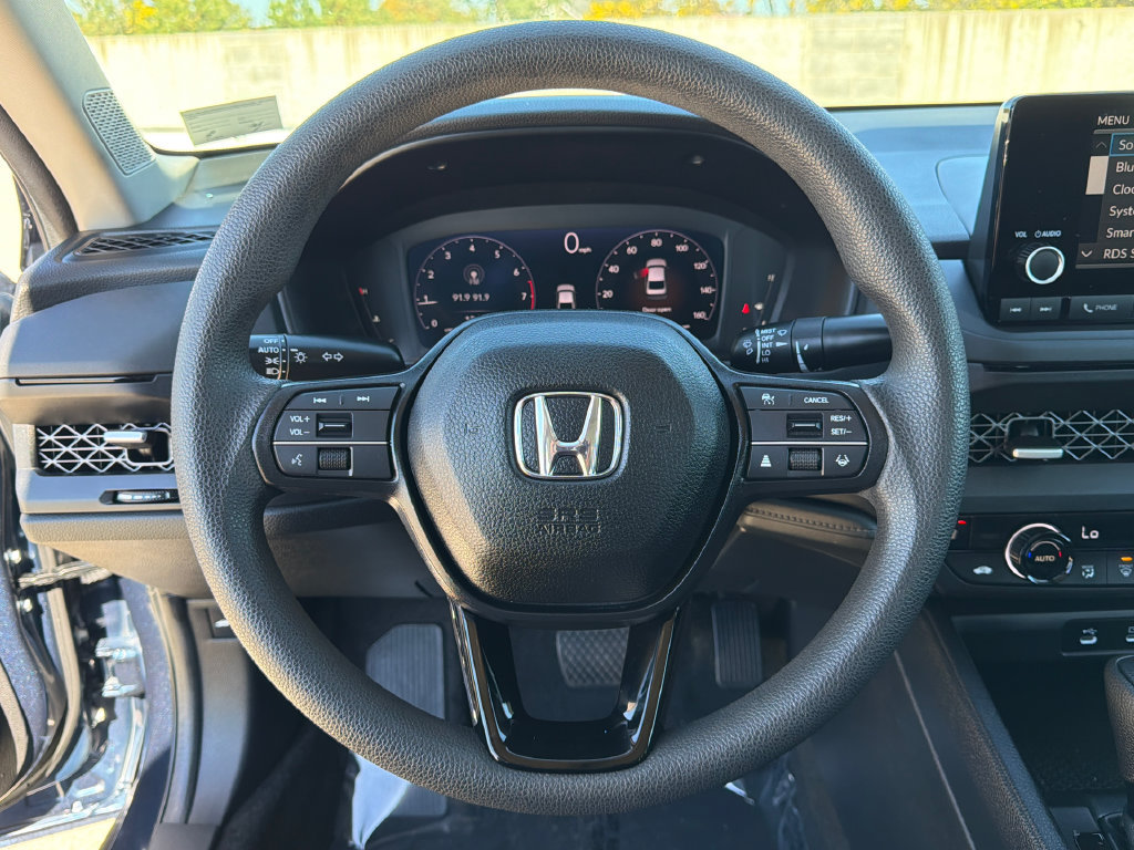 Used 2024 Honda Accord EX image 25