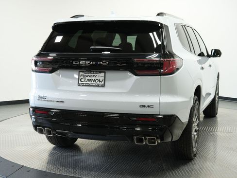 New 2026 GMC Acadia Denali Ultimate w/ LPO, Floor Liner Package AWD/4WD image 7