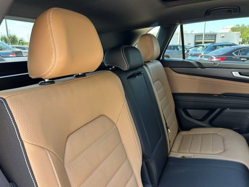 New 2026 Volkswagen Atlas Cross Sport SEL R-Line AWD/4WD image 57