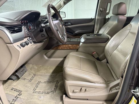 Used 2015 Chevrolet Suburban LTZ AWD/4WD image 10