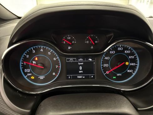 Used 2018 Chevrolet Cruze LT w/ Convenience Package FWD image 15