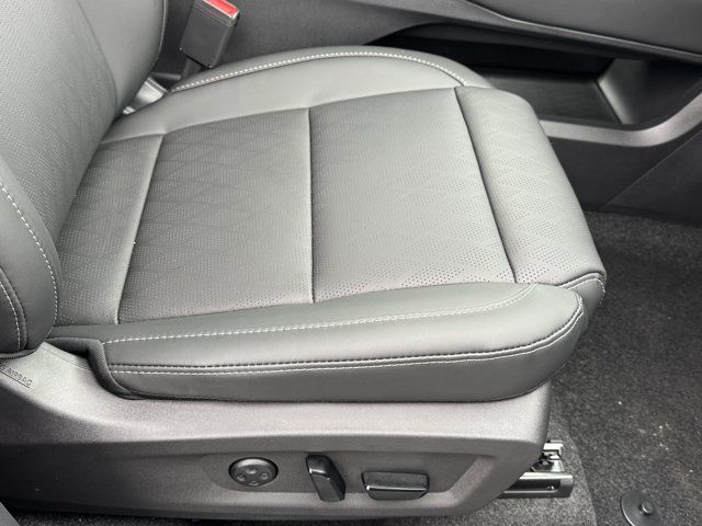 New 2026 Nissan Murano Platinum w/ Cargo Package AWD/4WD image 12