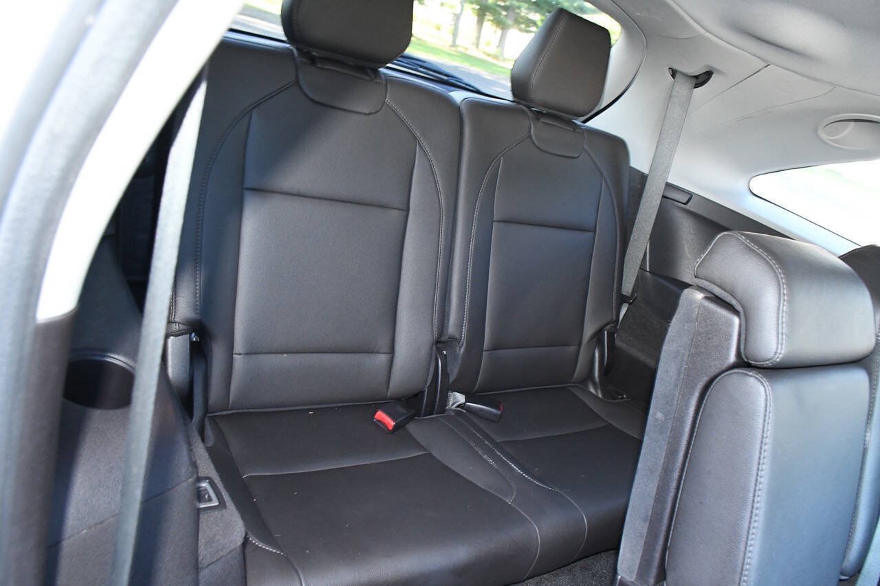 Used 2014 Acura MDX w/ Technology Package AWD/4WD image 25