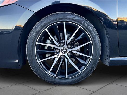 Used 2023 Toyota Camry SE image 10