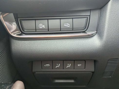 Certified 2025 MAZDA CX-30 AWD 2.5 S w/ Premium Package image 21