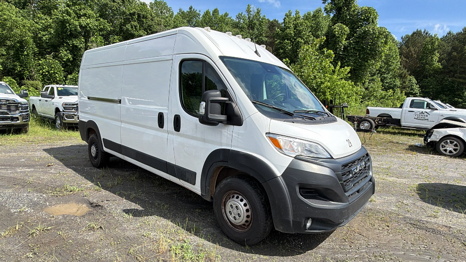 Used 2024 RAM ProMaster 2500 w/ Convenience Group FWD image 5