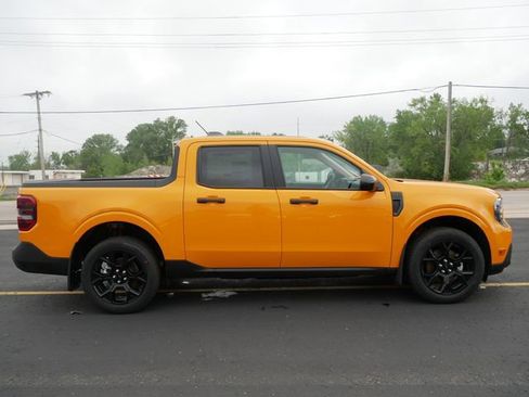 New 2026 Ford Maverick XLT AWD/4WD image 8