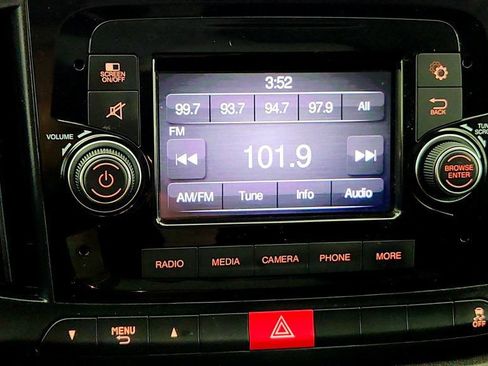 Used 2021 RAM ProMaster City Tradesman FWD image 16