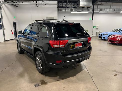 Used 2013 Jeep Grand Cherokee Trailhawk image 5