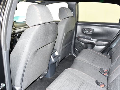 Certified 2025 Honda HR-V Sport image 29