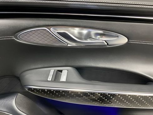 Used 2023 Genesis GV70 3.5T Sport w/ Sport Prestige Package AWD/4WD image 30