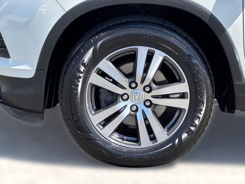 Used 2016 Honda Pilot EX image 11