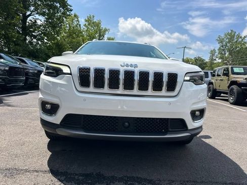 Used 2019 Jeep Cherokee Limited w/ Luxury Group AWD/4WD image 22
