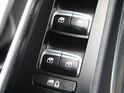 Certified 2023 Kia Telluride S w/ S Sunroof Package FWD image 20