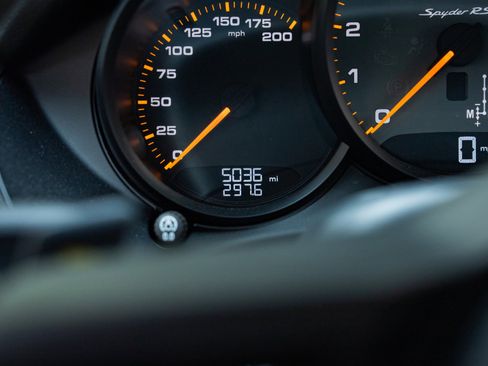 Used 2024 Porsche 718 Boxster Spyder RS RWD image 46