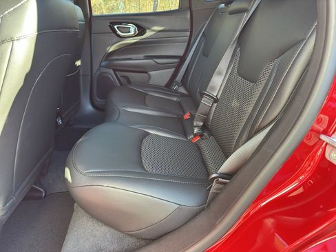 New 2026 Jeep Compass Latitude image 19