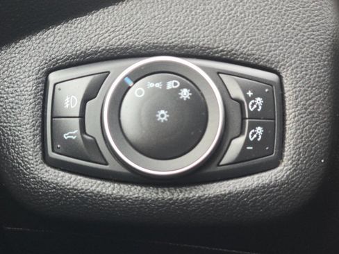 Used 2017 Ford Escape Titanium image 27