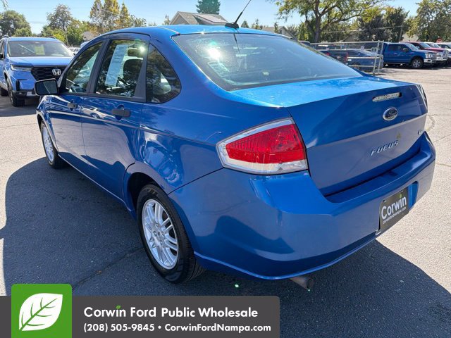 Used 2010 Ford Focus SE FWD image 7