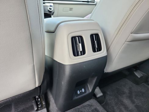Used 2025 Hyundai Tucson SEL FWD image 17