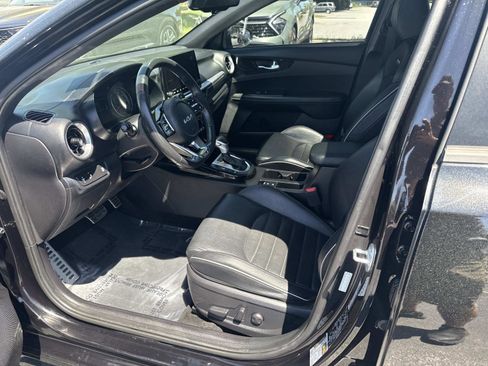 Used 2022 Kia Forte GT-Line w/ GT-Line Premium Package FWD image 18