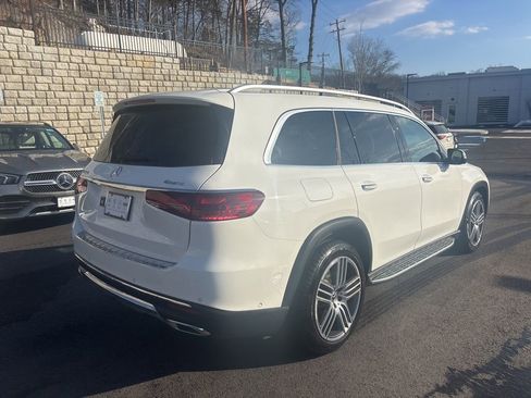 Used 2026 Mercedes-Benz GLS 450 4MATIC image 3
