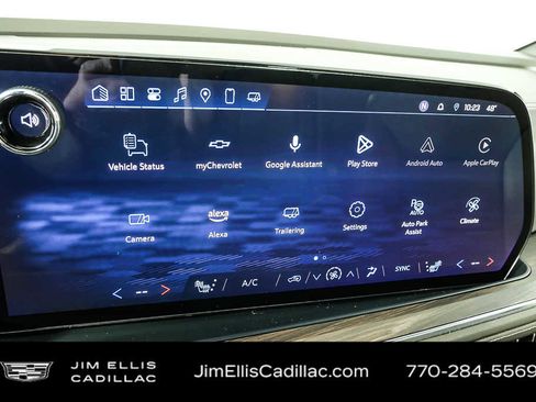 Used 2025 Chevrolet Tahoe LT image 13