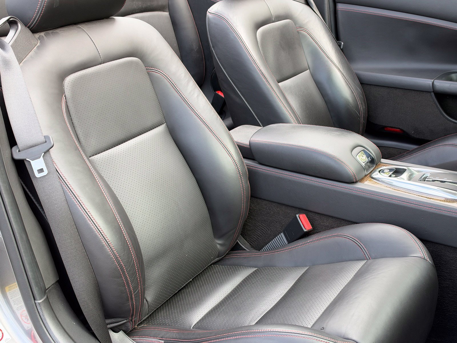 Used 2009 Jaguar XKR R RWD image 20