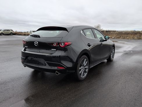 Used 2025 MAZDA MAZDA3 s image 7