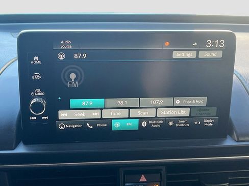 Used 2023 Honda Pilot Elite image 15