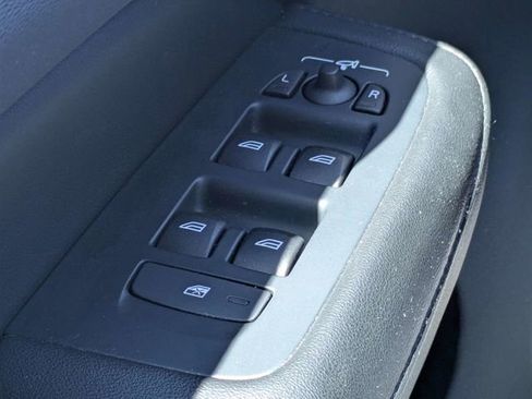 Used 2024 Volvo S60 B5 Core FWD image 22