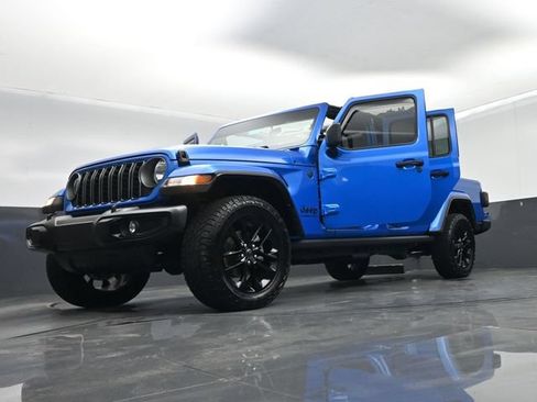 Used 2025 Jeep Gladiator Sport AWD/4WD image 69