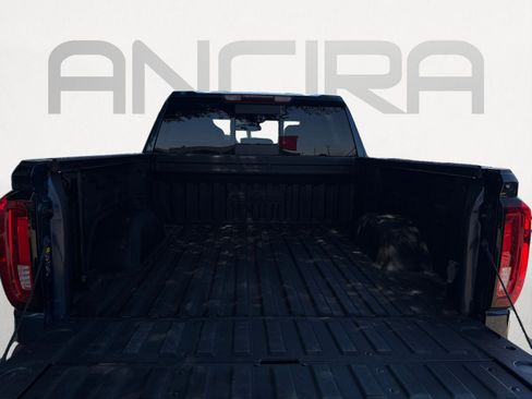 Used 2022 GMC Sierra 1500 SLT AWD/4WD image 12
